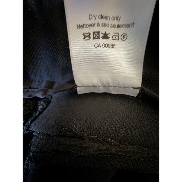 Veronica Beard Black Metro Kick Flare Stretch Ankle Pants Size 2 - Picture 9 of 9